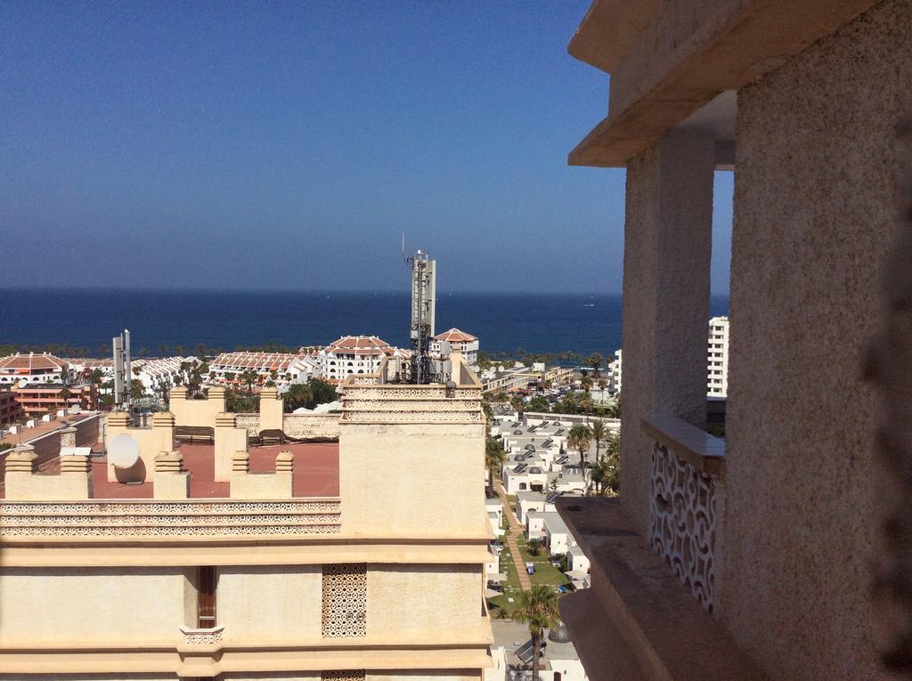 Apartment With Terrace In Playa De Las Americas Exterior photo