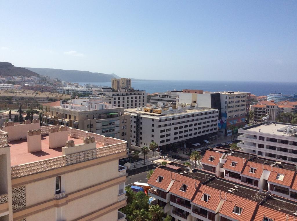 Apartment With Terrace In Playa De Las Americas Exterior photo