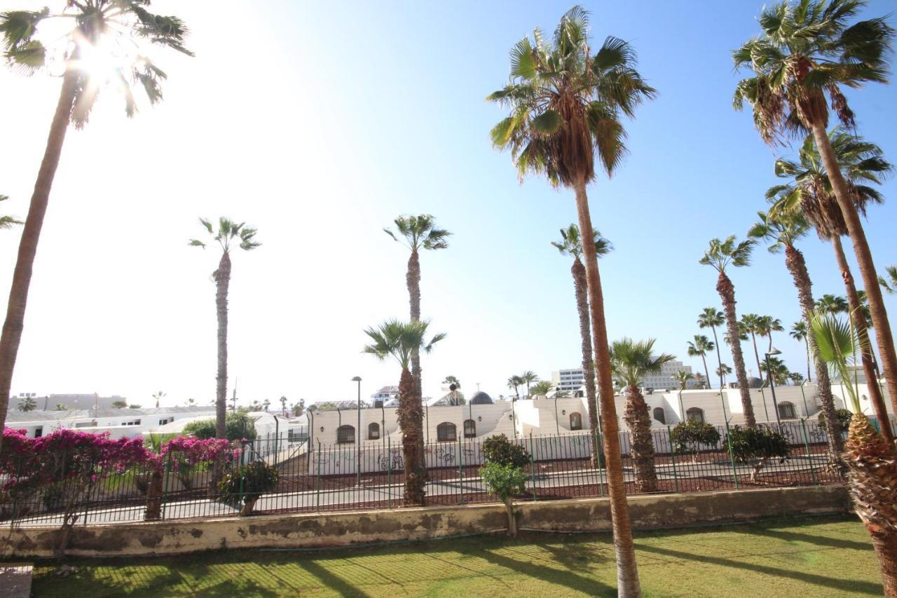 Apartment With Terrace In Playa De Las Americas Exterior photo